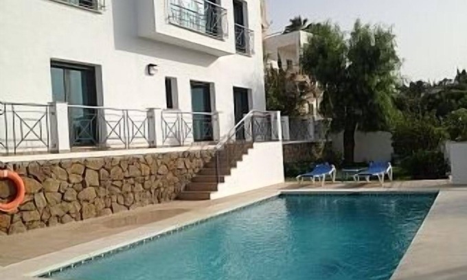 Elviria Villa | Modern Villa With Private Pool And Magnificent Sea And Mountain Views