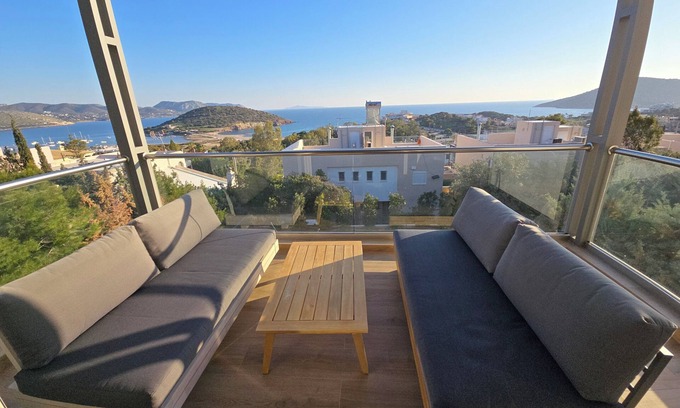 Anavyssos Villa | Modern villa with swimming pool and amazing sea view in Athens Riviera x10 pers