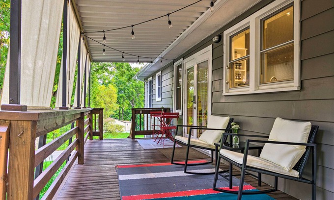 Weaverville House | Modern Weaverville Home with Outdoor Fire Pit!