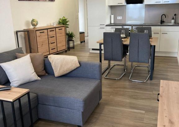 Herxheim Apartment | Moderne Ferienwohnung mit Balkon
