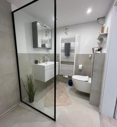 Bodenwerder Apartment | Moderne Ferienwohnung mit guter Ausstattung und Self checkin