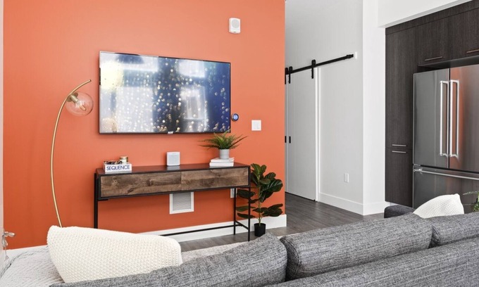 Highland Condo | Mojave Lifestyle Modern Studio | Espadín LoHi