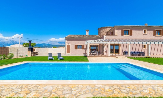 Sa Pobla Villa | Moli den Sion - Spectacular villa with pool and garden in sa Pobla