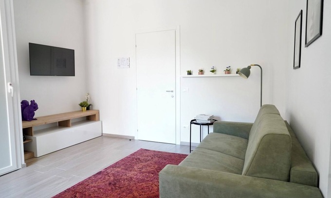 Crocetta-San Lazzaro-Modena Est Apartment | Molinari House Smeraldo