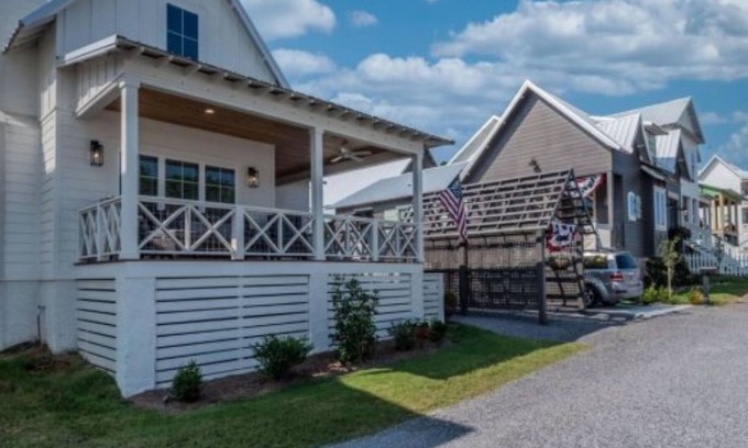 Guntersville House | Molly`s Cottage at River Rocks Plantation