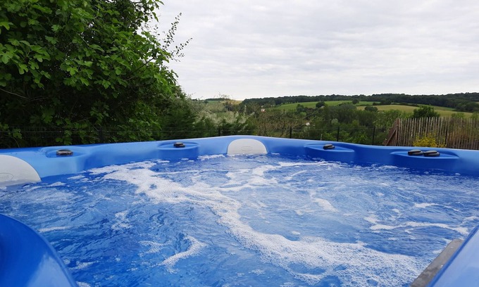 Saint-Vivien-de-Monsegur House | Moment of relaxation one hour from Bordeaux with Jacuzzi 6p