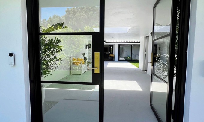 Dana Point Cottage | Monarch Beach Mid Century Modern Cottage by the Beach