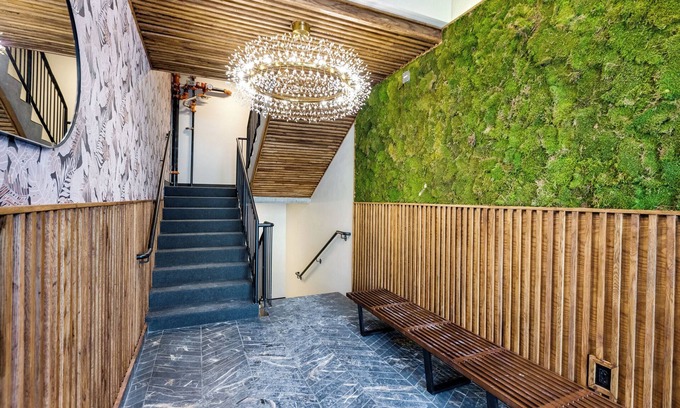 Plateau Mont Royal Apartment | Mont Royal Suites