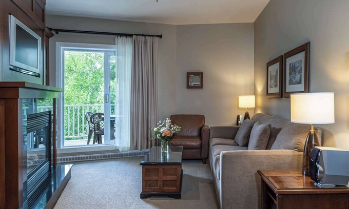 Mont-Tremblant Hotel | Mont-Tremblant - Château Beauvallon-Two Bedroom Suite-Free resort shuttle!