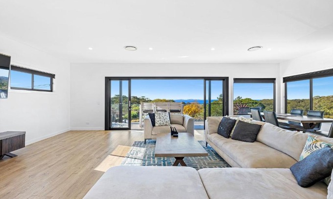 Narooma House | Montague Sunrise 2 Riley Street Narooma