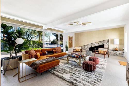 Palm Springs House | Monterey Manor Interior Designed Home Plus Pool