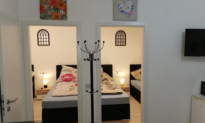 Roesrath Apartment | Monteurhütte