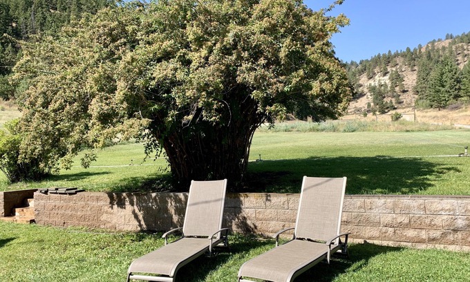 Wenatchee Other | Monthly Rental Farmhouse
