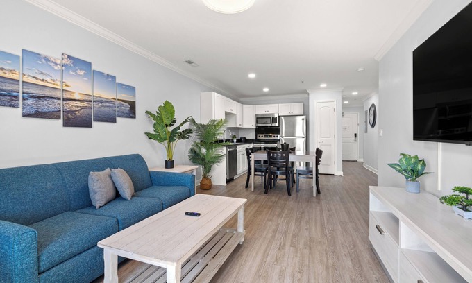 Myrtle Beach Resort | MONTHLY RENTAL - Gorgeous Modern Ocean View Condo w/Access to Resort Amenities