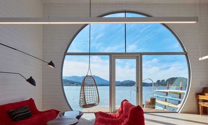 Mill Valley Boat Rental | Moon Gate on the Bay as featured in Dwell Magazine