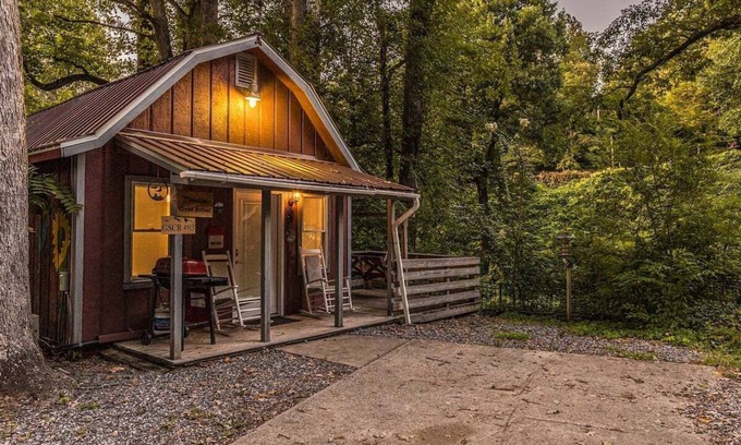 Bryson City House | Moonshine Creek Retreat