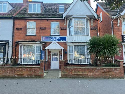 Skegness Hotel | Moonside Rooms