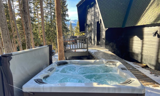 Breckenridge Heights Ski Chalet | Moonstone Mtn Ski Chalet - Luxury Amenities, Views!