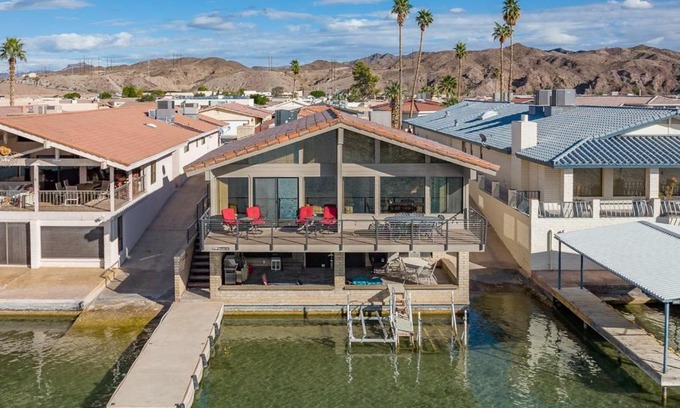 Moovalya Keys House | Moovalya Keys Riverfront! Room for all!
