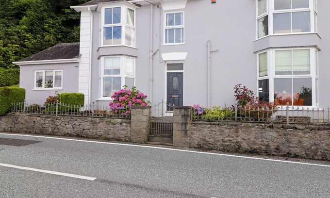 New Quay Cottage | MORVA, pet friendly, country holiday cottage in New Quay