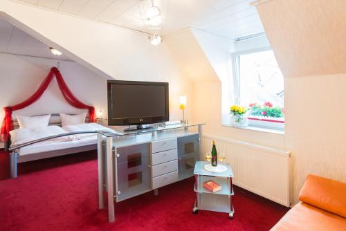 Ediger Hotel | Moselromantik-Hotel zum Löwen