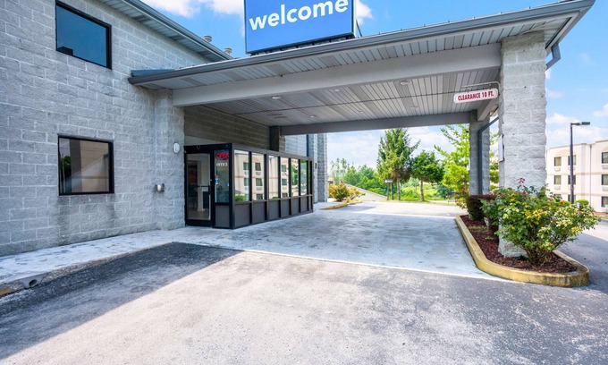 Pittsburg Hotel | Motel 6 London, KY