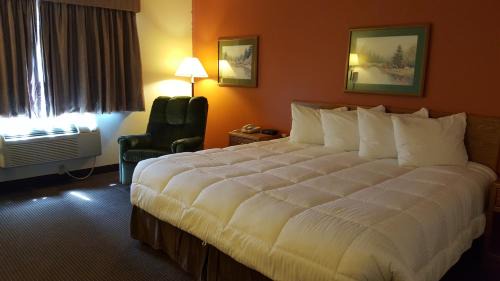 Norway Hotel | Motel 6 Norway MI