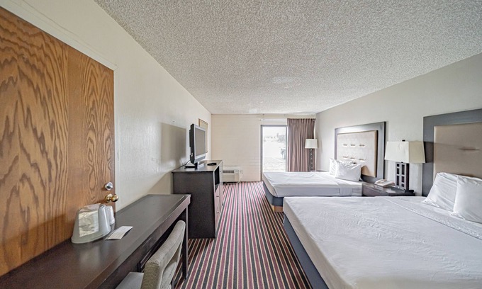 Chubbuck Hotel | Motel 6 Pocatello, ID