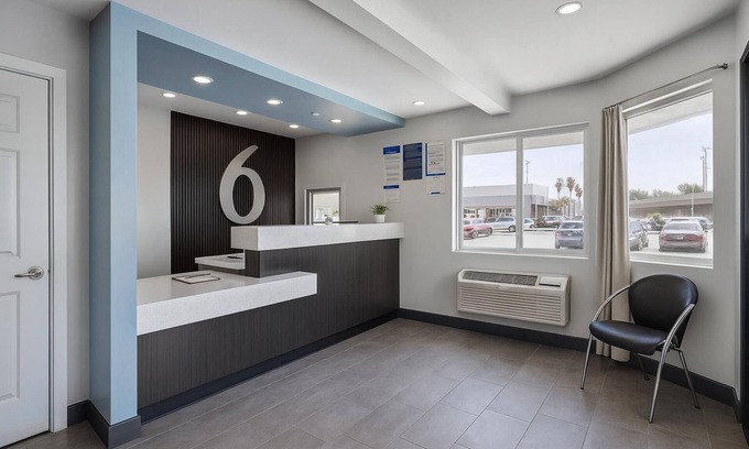 Westminster Hotel | Motel 6 Westminster, CA - North