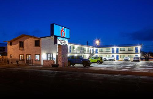 Williams Hotel | Motel 6 Williams AZ Downtown Grand Canyon