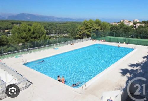 Mougins Apartment | Mougins le Haut - Rez de Jardin - Terrasse - Piscine