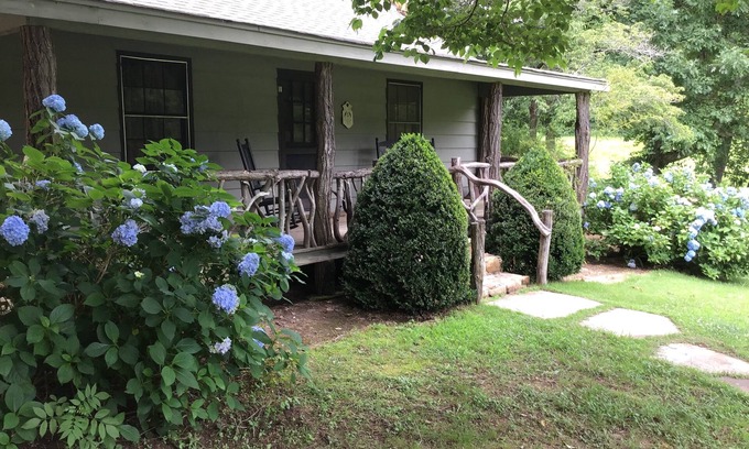 Clarkesville Cabin | Mountain cabin, Clarkesville Ga, on beautiful trout stream near Soque River