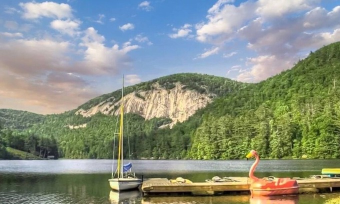 Sapphire Condo | Mountain Condo Steps Away From Fairfield Lake, Minutes from the Amenities