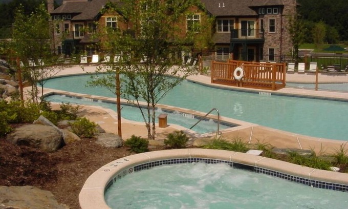 Vernon Condo | Mountain Creek. Luxury 3 Bedroom 2 Bath modern condo in Black Creek Sanctuary