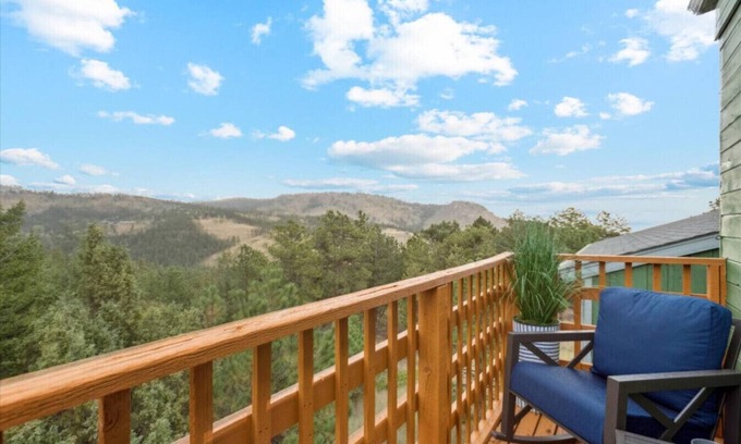 Boulder House | Mountain Haven: Zipline, Hot Tub & Mountain Views