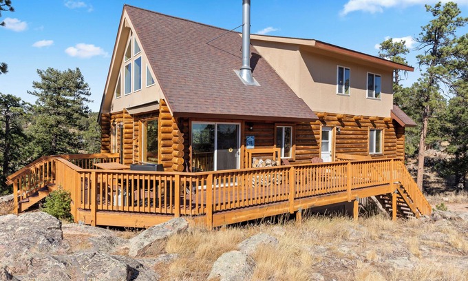 Glacier View Meadows House | Mountain Home with Amazing Views!