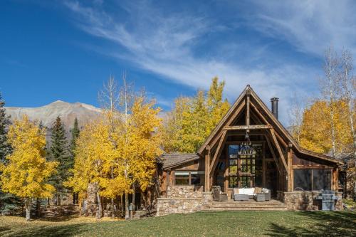 Timber Ridge Ski Chalet | Mountain House by Exceptional Stays