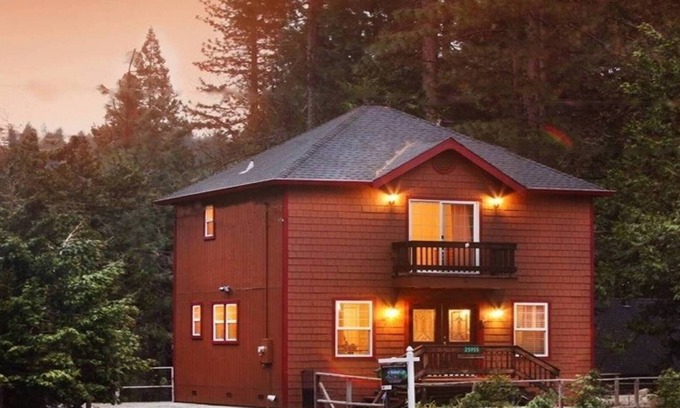 Long Barn Cottage | Mountain House Located near Pinecrest and Dodge Ridge