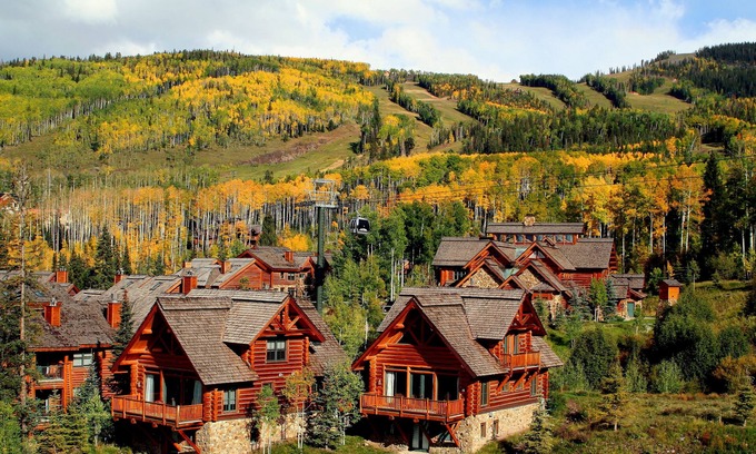 Mountain Village Cabin | Mountain Lodge Cabin/Full Service Hotel/Free Parking 1 Car Summer 25!