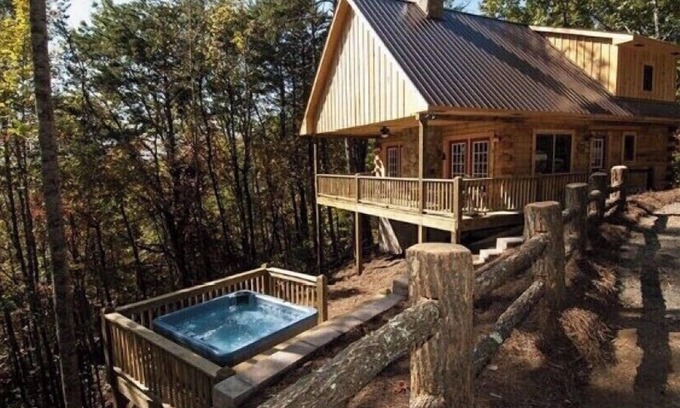 Bryson City Cabin | Mountain Memories Cabin at Great Smoky National Park/NEW