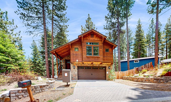 Montgomery Estates House | Mountain Modern Home with game room, pool table, private hot tub and more