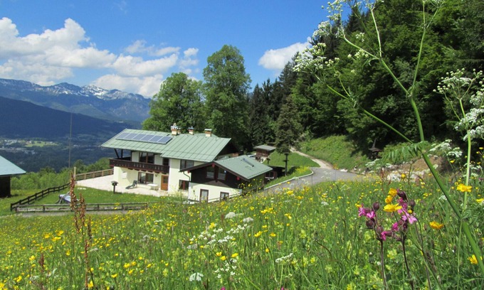 Schoenau am Koenigssee Apartment | Mountain panorama with a view of the valley, totally alpine pasture landscape