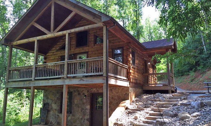 Stanardsville Cabin | Mountain Paradise | 1 Bed, 2 Bath