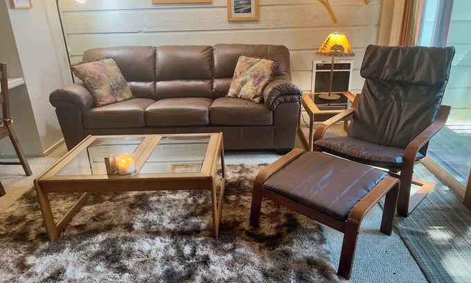 Mammoth Lakes Condo | Mountain Shadows #F02 | Near Shuttle & Shopping!