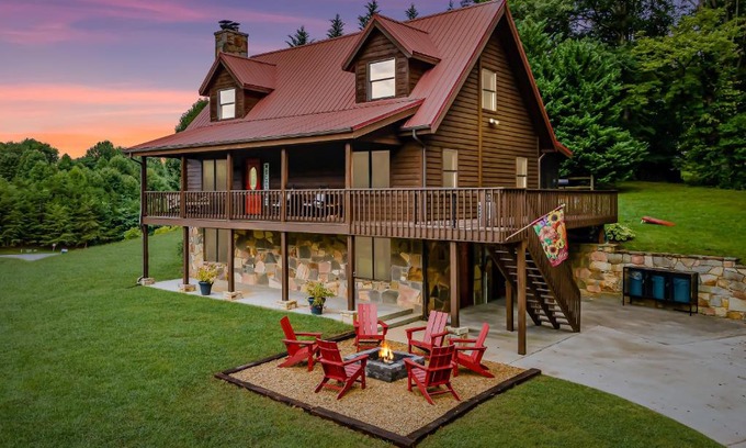 Gatlinburg - Pigeon Forge House | Mountain Valley Lodge Gatlinburg Wears Valley P Forge