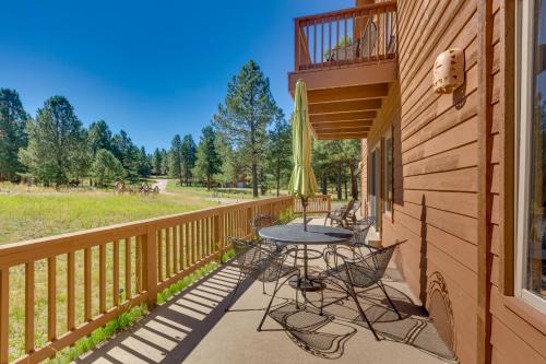 Angel Fire House | Mountain-View Angel Fire Cabin 1 Mi to Ski Resort