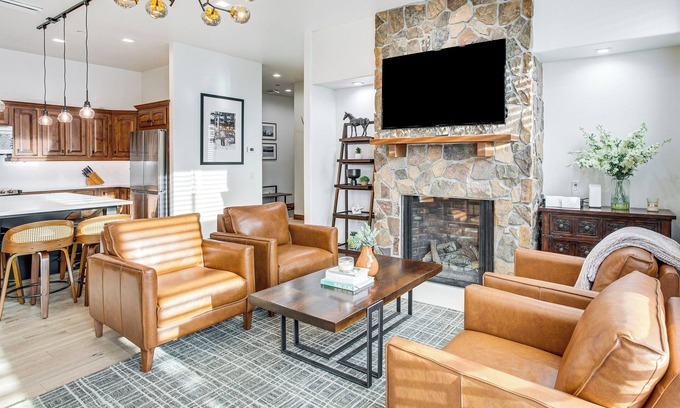 Edwards Condo | Mountain-View Condo in the Heart of Edwards!