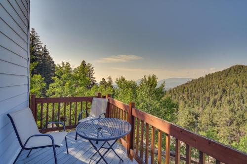 Kings Valley House | Mountain-View Conifer Gem Near Hiking and Fishing
