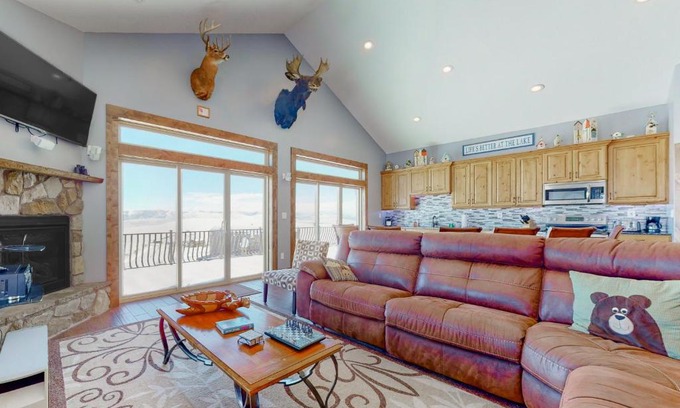 Sweetwater House | Mountain View Escape