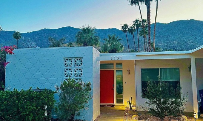Canyon View Estates House | Mountain Views in Iconic Mid-Century Modern Canyon View Estates!